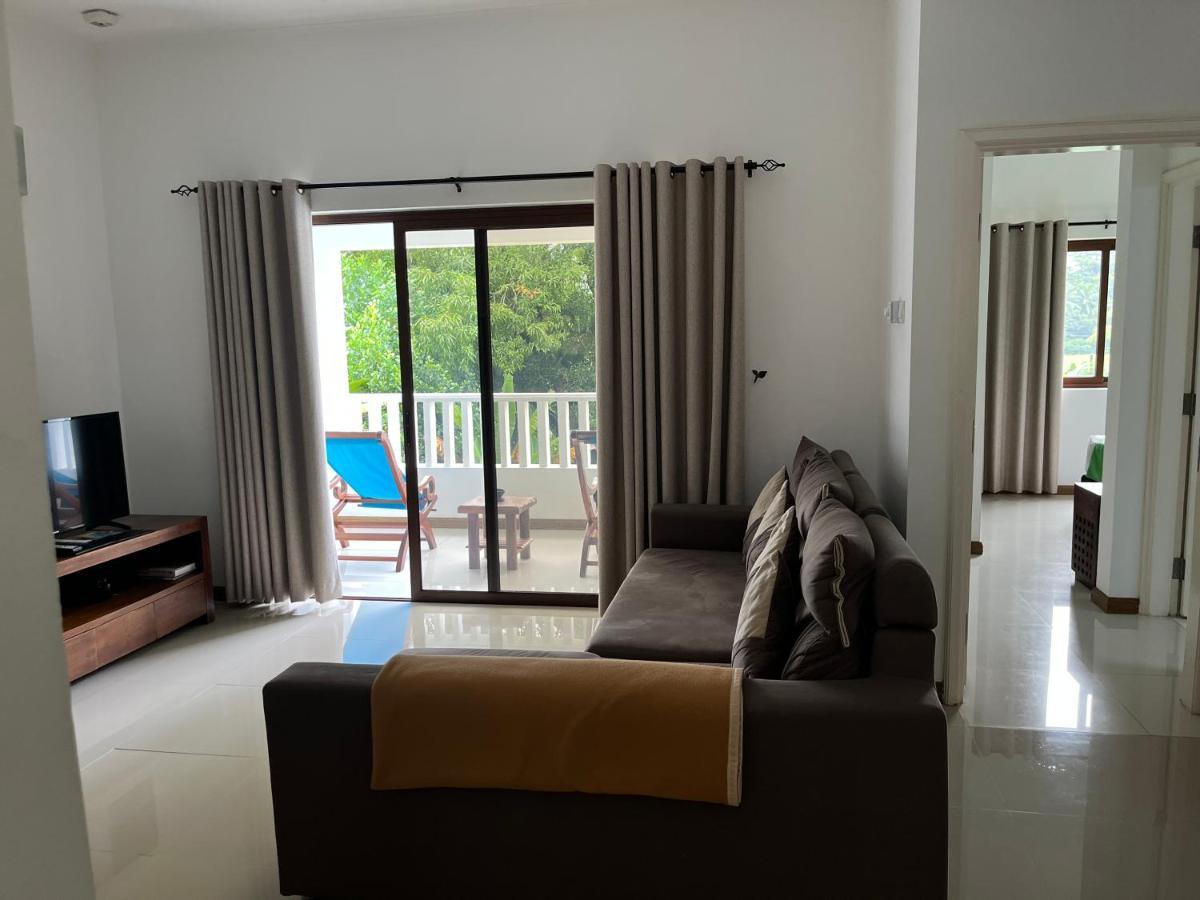 Kanasuk Self catering Apartments Baie Lazare  Luaran gambar