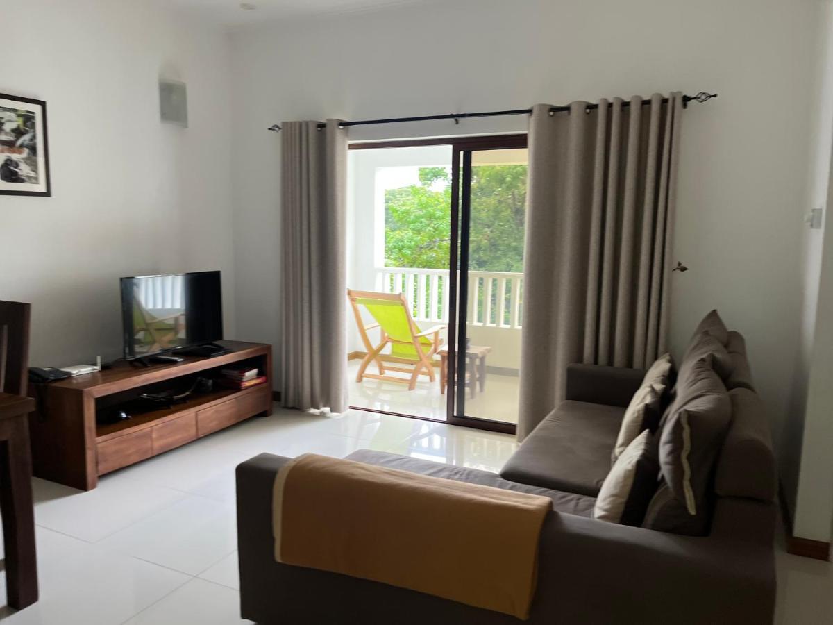 Kanasuk Self catering Apartments Baie Lazare  Luaran gambar